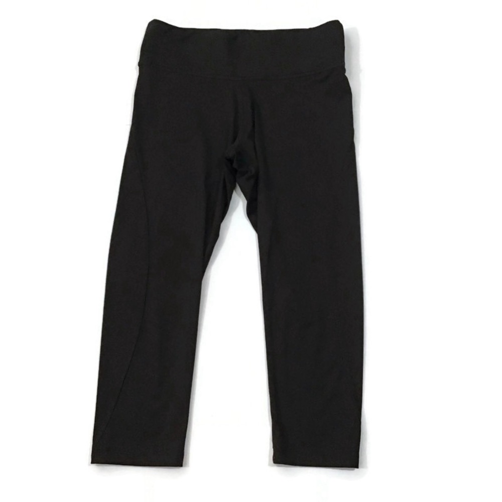 Victoria’s Secret PINK Ultimate Black Capri Leggings